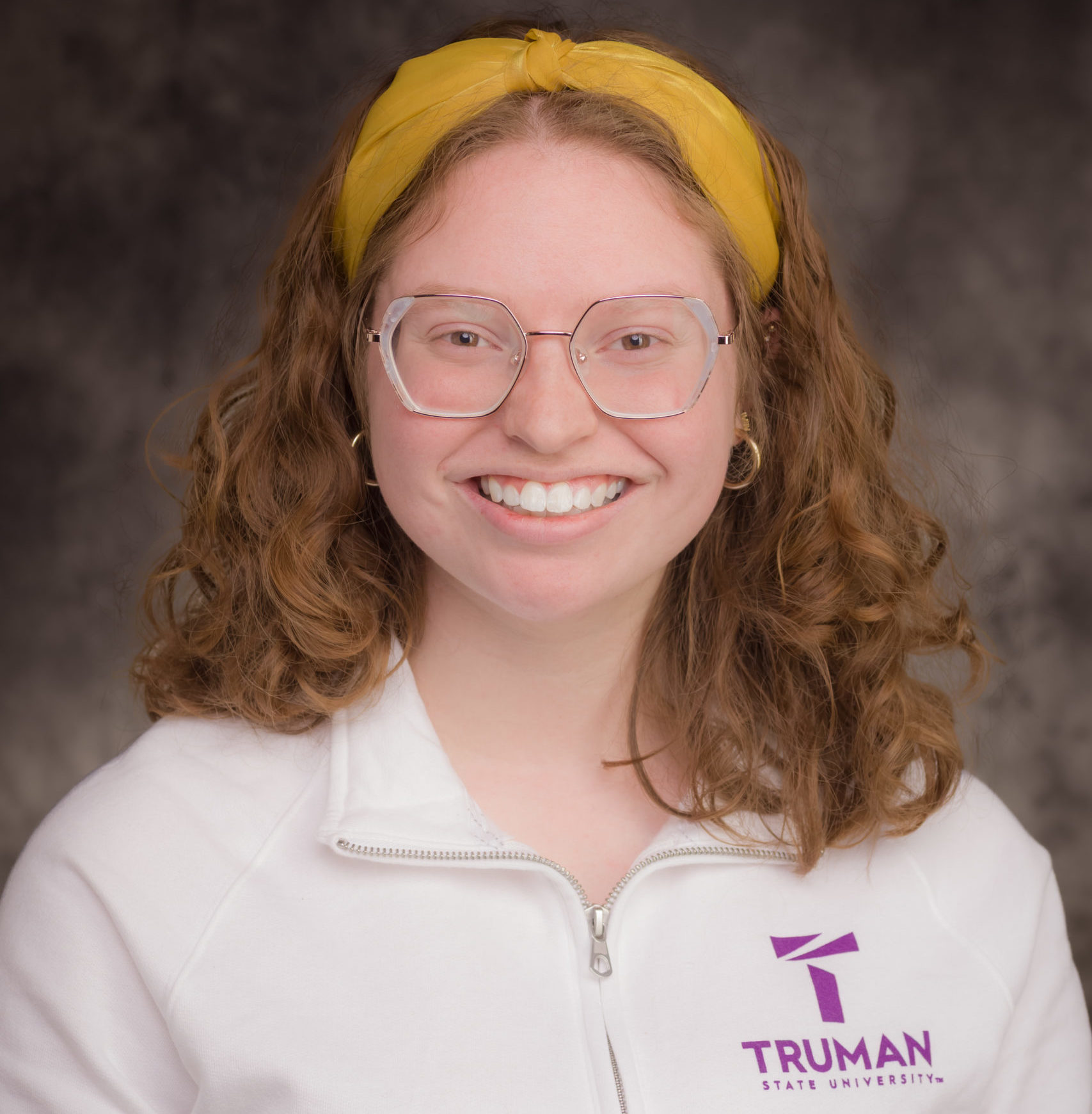 Alexis Peterson Headshot